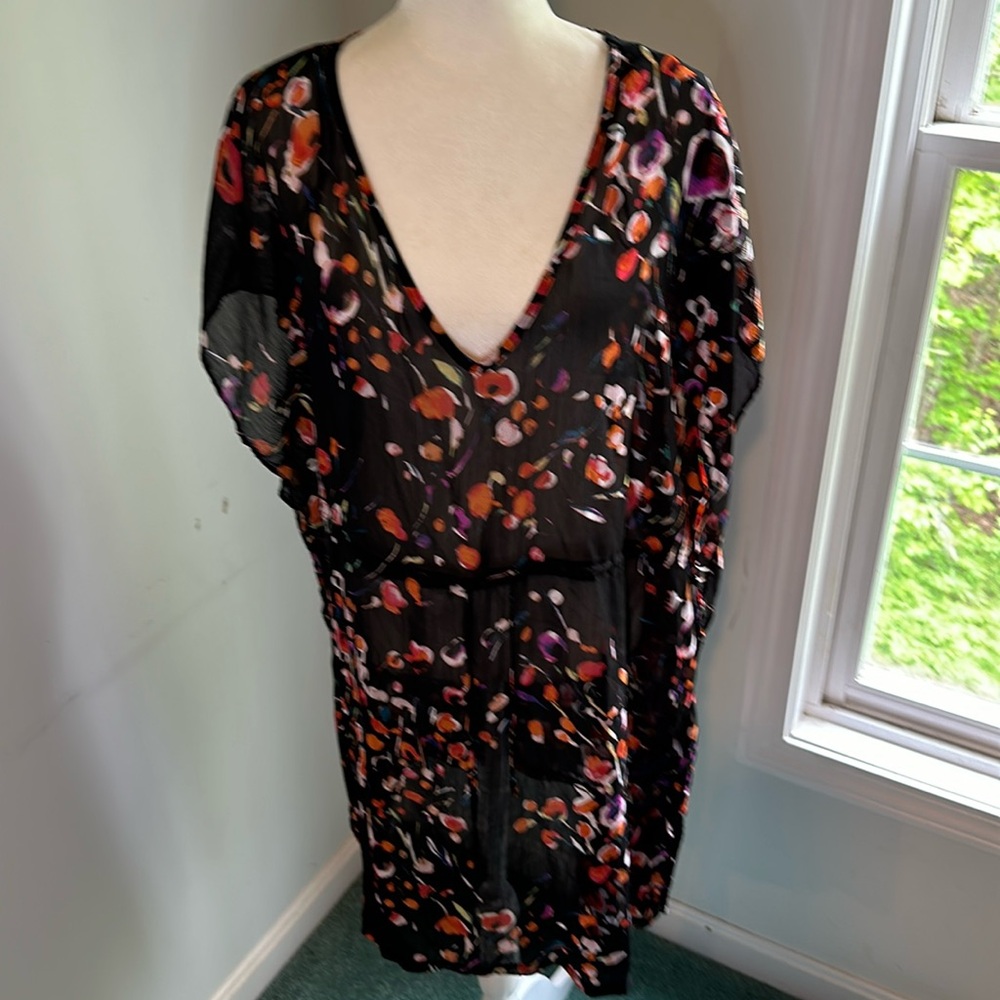 Plus size black floral beach cover up, size 2x. Drawstring waist.